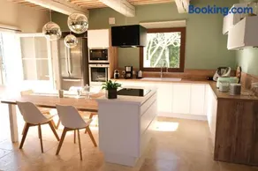 superb prestigious mas with pool in the countryside of caumont sur durance, close to avignon, sleeps 8 - Image 2