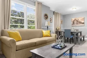 Broadmoor Brick Haven- 2 UnitsGreat for Groups - Image 1