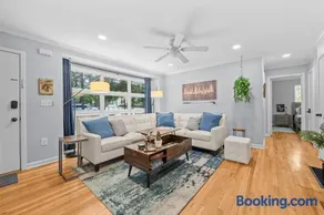 Brand New 3br 2ba Home, 1 Block from Downtown - Image 3