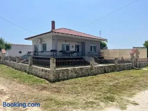 Lina's House - Image 1