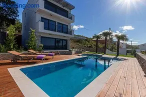 Villa IL K - Image 1
