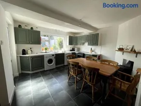 An Teach Bán, homely townhouse - Image 3