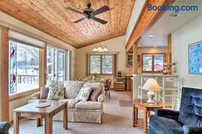 Cedar Cottage, Private Beach on Lake Leelanau - Image 2