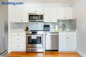 Let us help you make Salem a place to remember! - Image 2