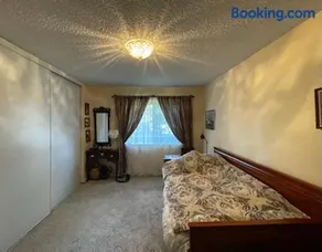 Large and full of light apartment next to Google, Apple, Stanford in the heart of Silicon Valley - Image 4