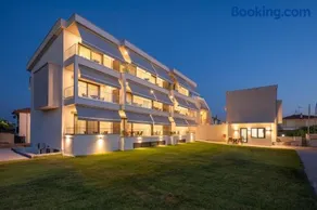 Koralli Luxury Suites - Image 3