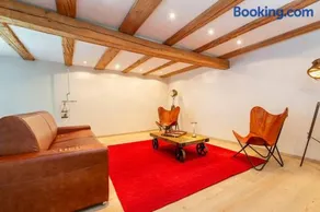 Designer Industrial Loft on Lake Zurich - Image 3