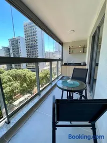 Apartamento Inteiro Novo Praia, 2 Varandas, Piscina e Vista Parcial MAC - Image 1
