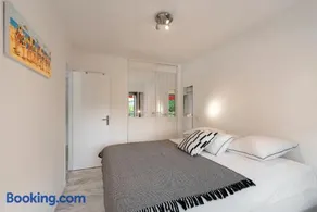 Appartement 2 pièces au calme proche Martinez avec parking privé - Image 3