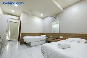 SwanSuites Gachibowli - Image 2