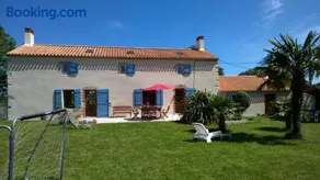 Maison de vacances spacieuse avec grand jardin, 10 personnes, Vendée, 10 kms plages - Image 1