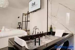 Magnifique Suite Luxe Jacuzzi Centre ville Nancy - Image 3