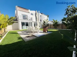 Villa mit Terrasse, Garten und schnellem Internet | Gartenblick | Ideal für Homeoffice - Image 1