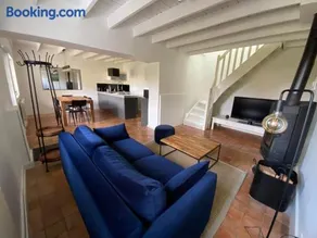 La Petite Maison, jardin et jacuzzi, proche de Lyon - Image 3