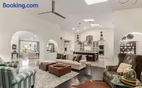 Serene Oasis Getaway w/Heated Pool+Outdoor Space! - Image 4