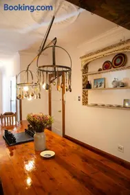 Ami Vine House - Image 3