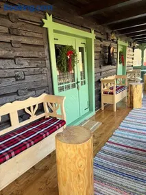 Clop&Cojoc Rustic old wooden house - Image 3