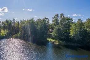 Drömtorp med egen brygga - Image 1