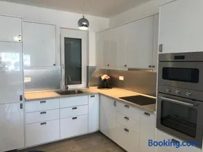 Glamour Apartman - Image 5