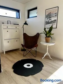 Uusi, ilmastoitu ja valoisa 4 hlö huoneisto omalla sisäänkäynnillä - Image 3
