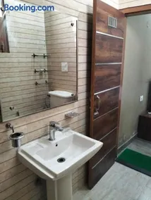 Vishal Homestay - Image 5