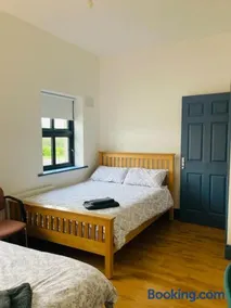2 Bedroom Workers Apartment - Image 3