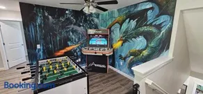 Branson Seasons Luxury Condo Pets Pool Grill Game Room Balcony - Image 1