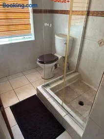 khayelihle guest house - Image 4
