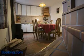 Apartmaji in sobe Marija Jera Štanjel - Image 2