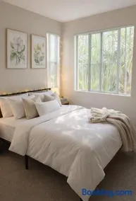 Relaxed Marina del Rey Stay - 1BR with Pool, Sauna & Gym Access - Image 3