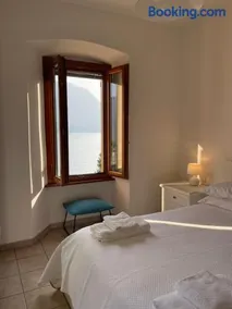 Holiday Home by the Beach - Image 3