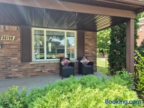 Four Bedroom Family and friends cozy home - Image 2
