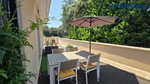 Un air de Provence avec piscine disponible seulement en fin de journée - un Parking Privé - À 5min de l'A7 et A9 - Image 5