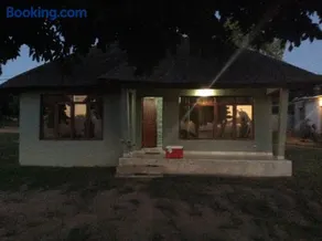2 Bedroom Inhassoro Beachfont House - Image 3