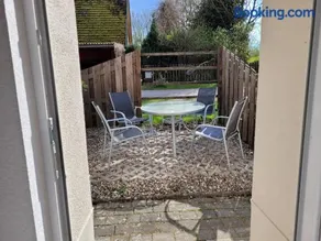 geraümige Wohnung im Grünen - Image 2