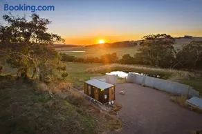 Rivergum Lodge by Tiny Away - Image 2