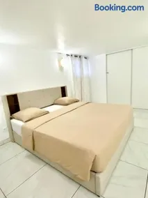 Le Retz de jardin- appartement calme avec parking - Image 3