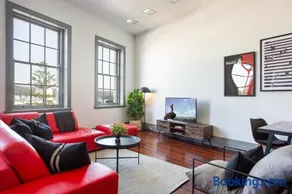 Harbourfront 3 Bed 2 Bath Opposite Manly Wharf With Harbour Views - Image 2