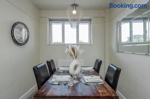 Perfect Location 2 Bed South Kensington Knightsbridge Chelsea with AC - Image 5
