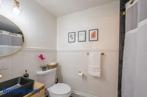 Stylish 2 BD Apt-18 mins from NYC-Steps away Bus stop, Restaurants, Groceries - Image 3