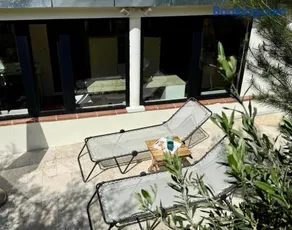 Charmant T2 classé 3 étoiles jardin arboré climatisé parking - Image 5