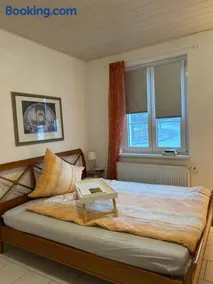 Ferienwohnung Ein Bücherhimmel in Leun - Image 1
