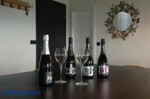 Lady Wine - Image 3