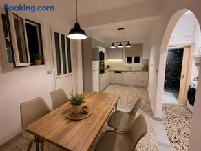 Mosaic House - Image 1