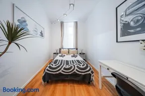 Nice Central City Room - Image 1
