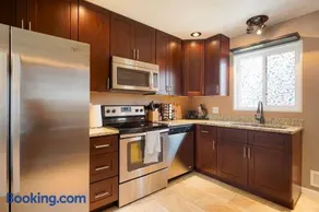 Cozy Getaway Retreat - 4BR - Northglenn - Image 3