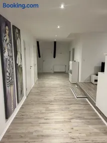 Wohnen wie zu Hause - Image 1
