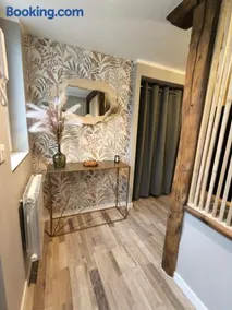 Paradise and Love Room - Image 1