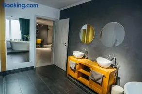 Relaxing Flat Floresti - Image 4
