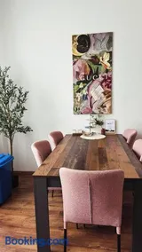 Premium-Apartment im Duisburger Süden, nähe Düsseldorf Flughafen & Messe, Komplett ausgestattetes Apartment mit modernen Altbau-Flair - Image 2
